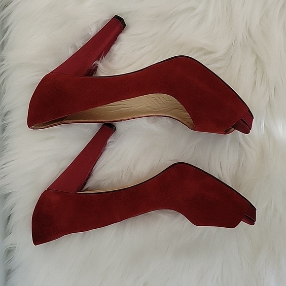 Beautiful Kate Spade Velvet Peep-Toe Heels - Picture 7 of 13